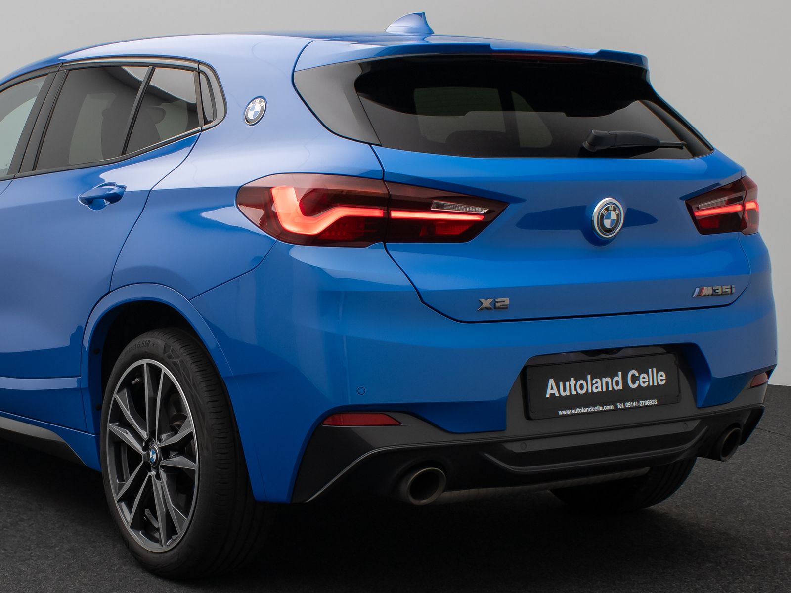 Fahrzeugabbildung BMW X2 M35i Kamera HUD DAB H/K Navi+ Alarm 19Zoll
