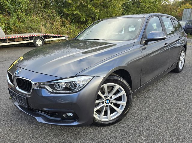 BMW 330i Touring"NAVI"LED"PANO"8xALU"1HAND"46TKM