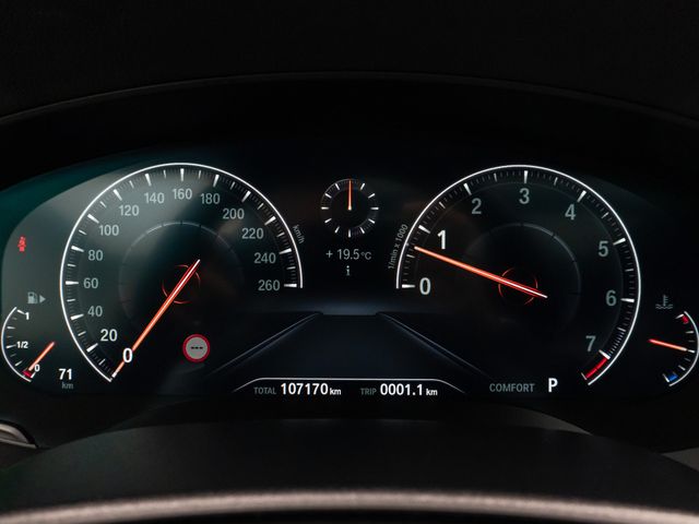 Foto Nummer 42: BMW 540i