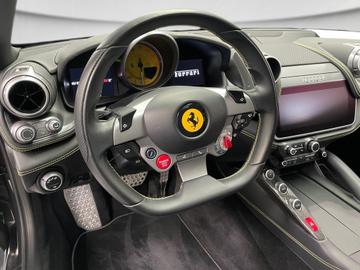 صورة مصغرة 26 لـ 2017 Ferrari GTC4LUSSO