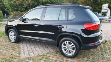 Volkswagen Tiguan - 2