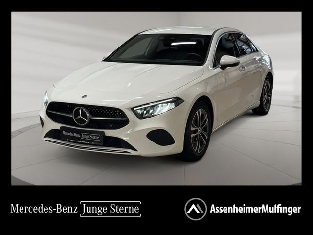 MERCEDES-BENZ A 200 Progressive Limousine Fahrassist+AHK+Cam