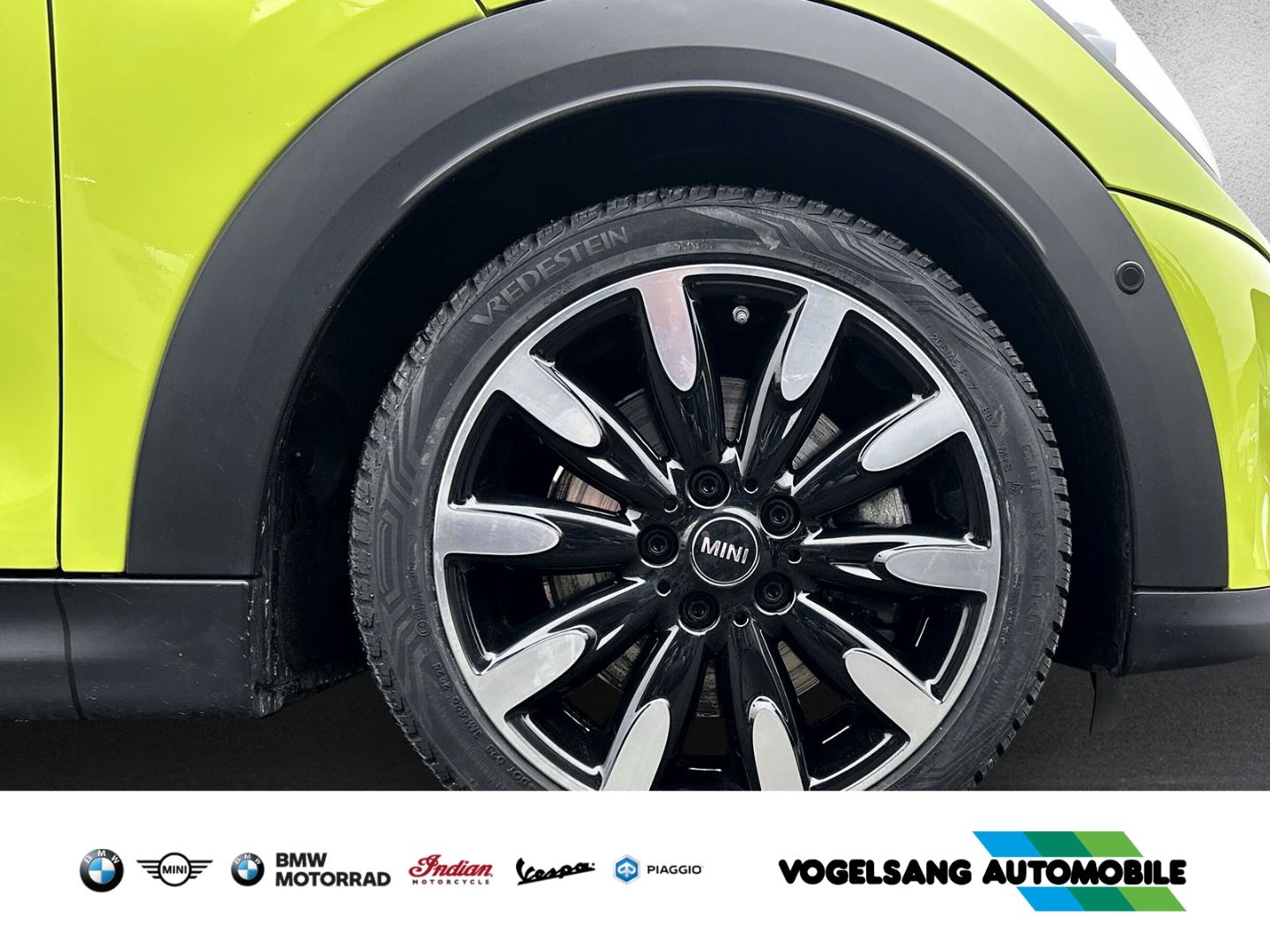 Fahrzeugabbildung MINI Cooper S Cabrio MINI Yours Trim,HeadUp,Rückfahrk