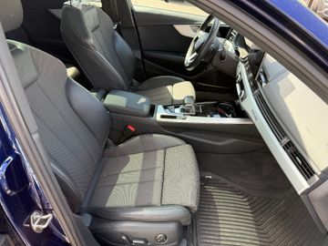 Audi A4 Avant 45quat. S line+LED+PaDach+Sthzg+AHK+B&O