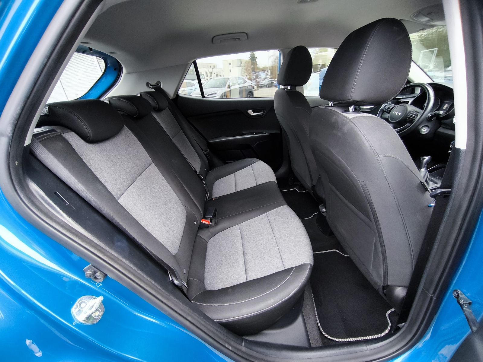 Fahrzeugabbildung Kia Stonic 1.0 T-GDI NAVI+KAM+PDC+MFL+TEMP+APPLE+DAB