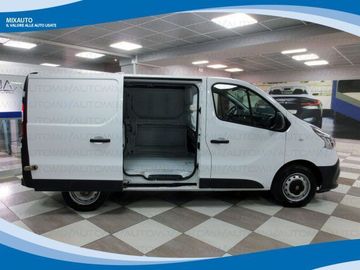 Renault Trafic - 12