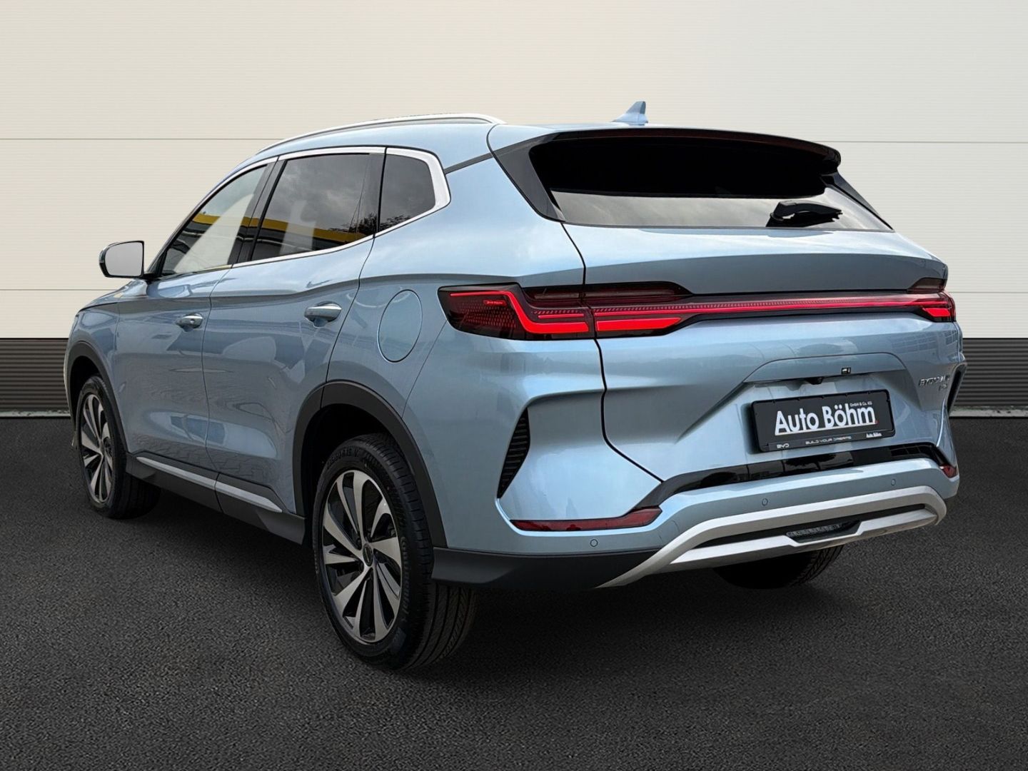 BYD SEAL U
