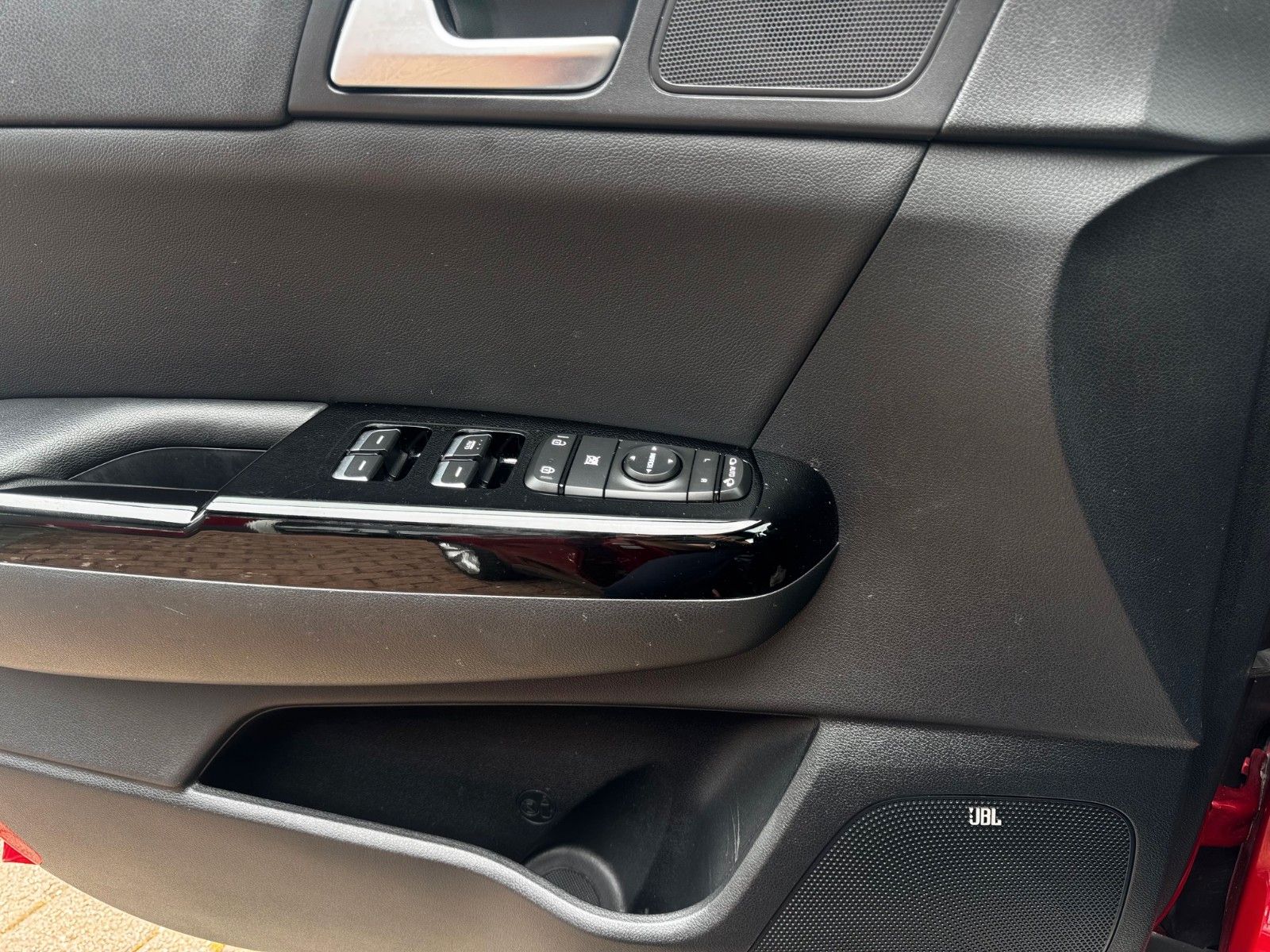 Fahrzeugabbildung Kia Sportage GT-Line 4WD GLASDACH SITZKÜHLUNG