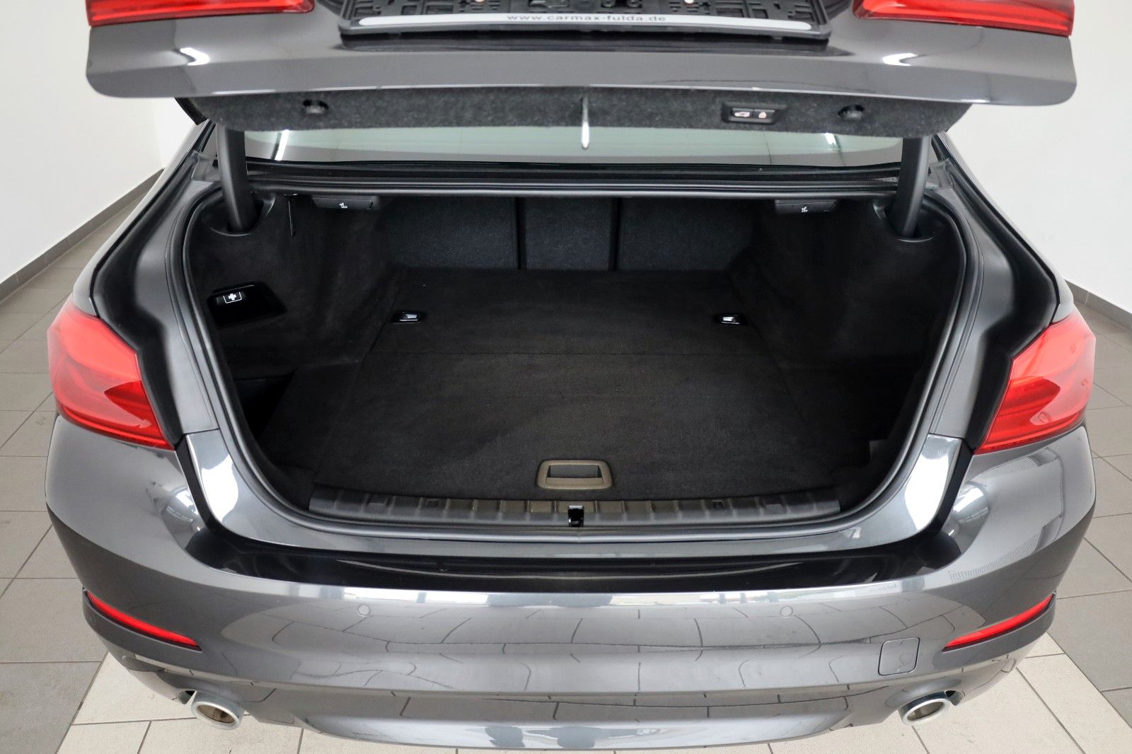 Fahrzeugabbildung BMW 530 e Lim.,Leder,Navi,LED,360Kamera,SH,ACC