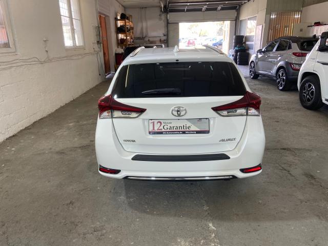 Toyota Auris Touring Sports