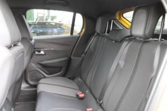 Peugeot 208 GT PUTE 100