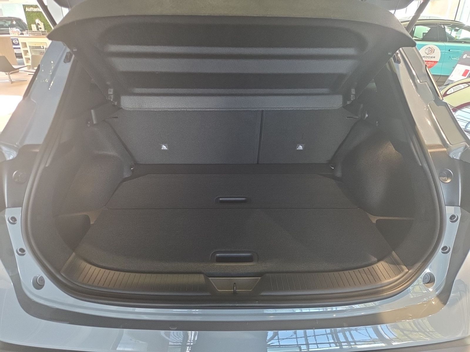 Fahrzeugabbildung Nissan Qashqai 1.3 DIG-T MHEV N-Connecta Schalter *NAVI