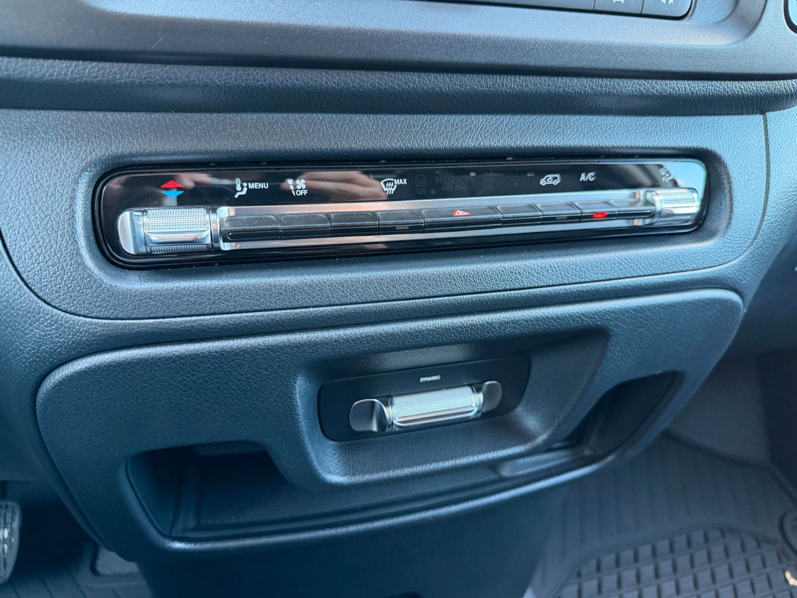 Fahrzeugabbildung Mercedes-Benz Vito 116 CDI 9G Extral Klima Kamera SHZ