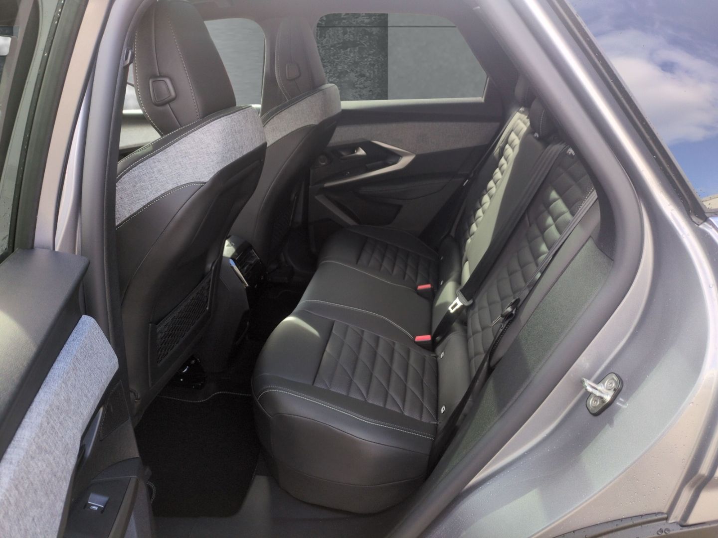 Peugeot 3008 - Bild 9