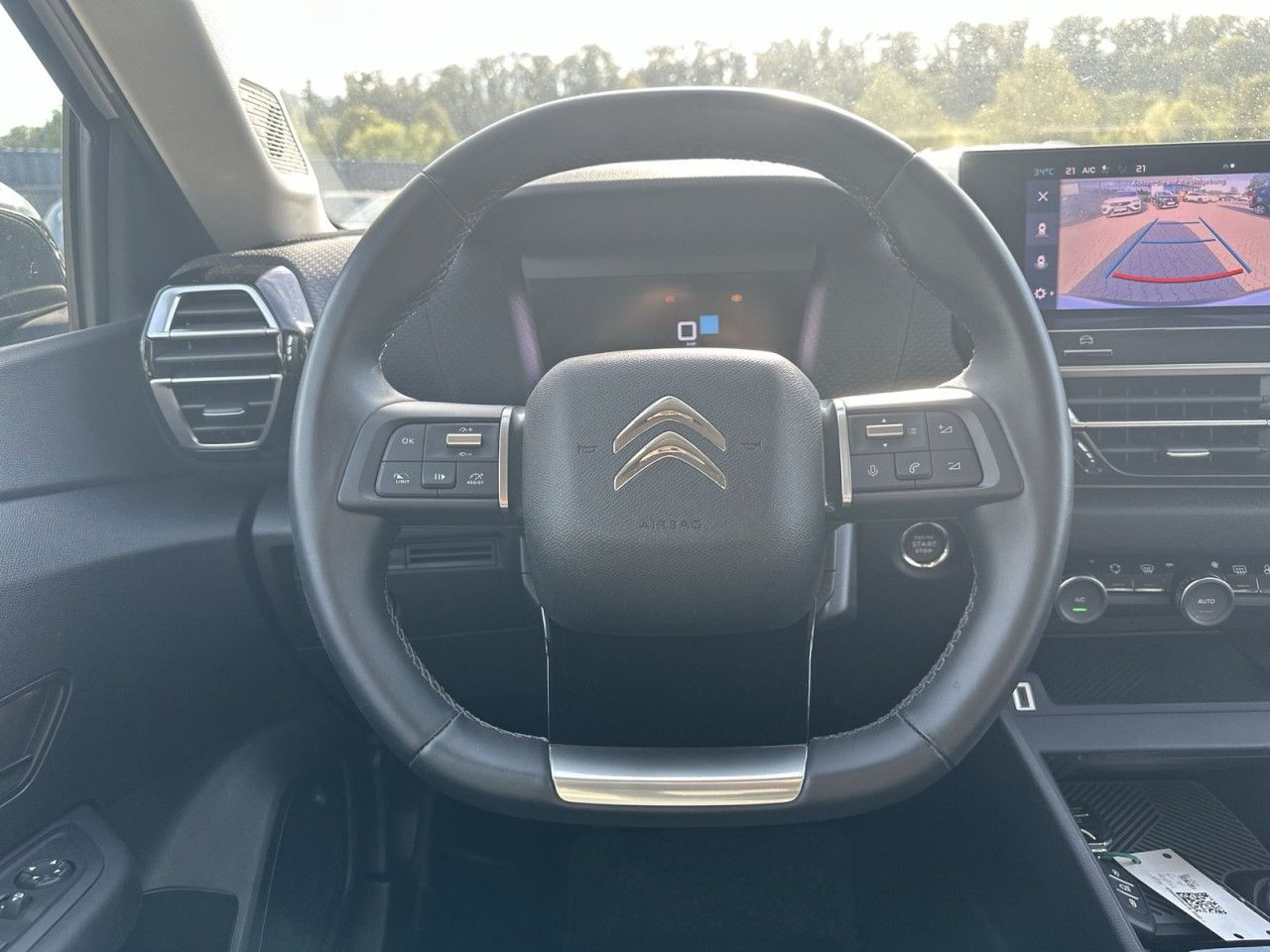 Fahrzeugabbildung Citroën C4 PureTech 130 SHINE