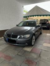 BMW 320i E90