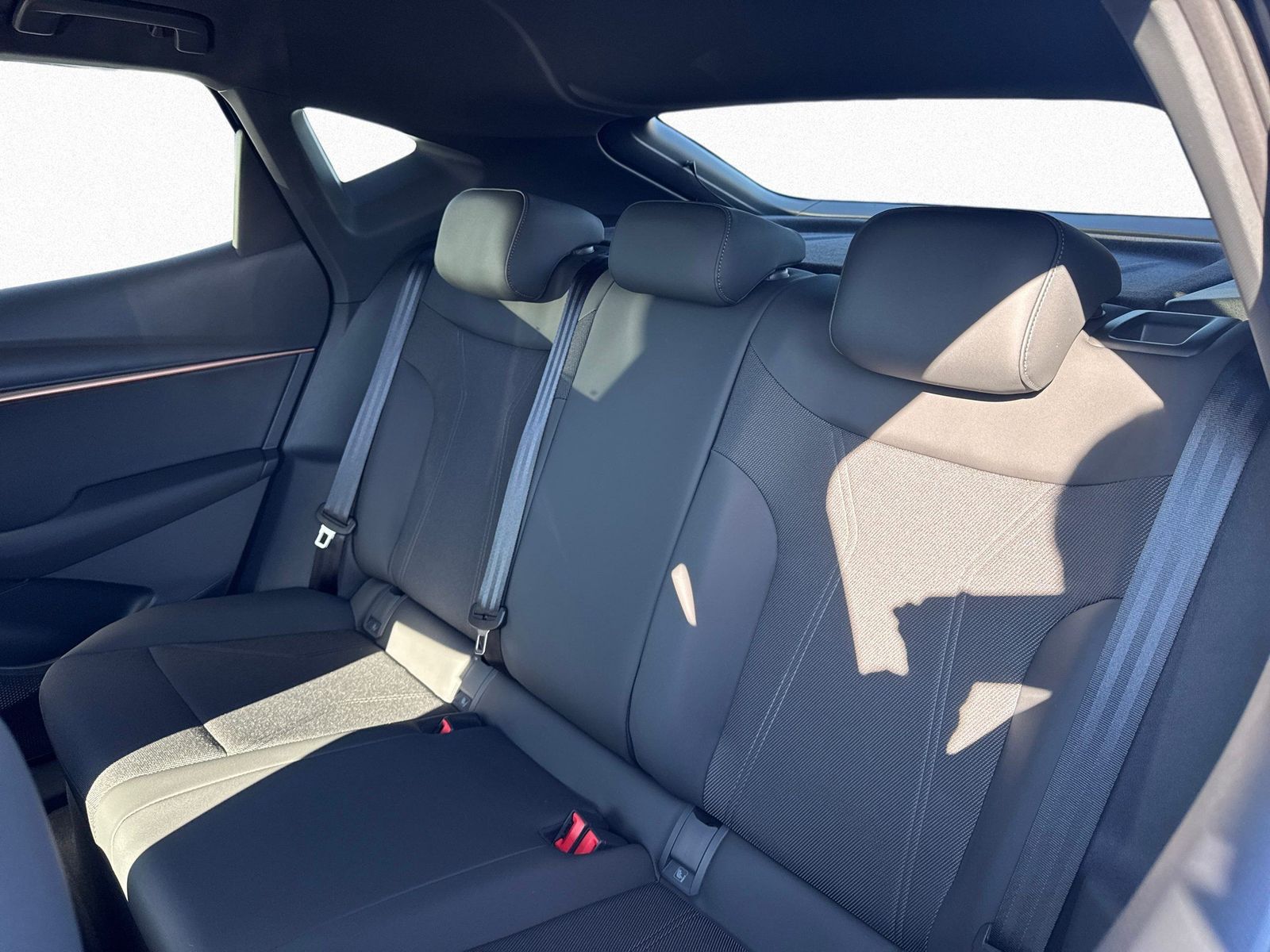 Cupra Tavascan - Bild 11