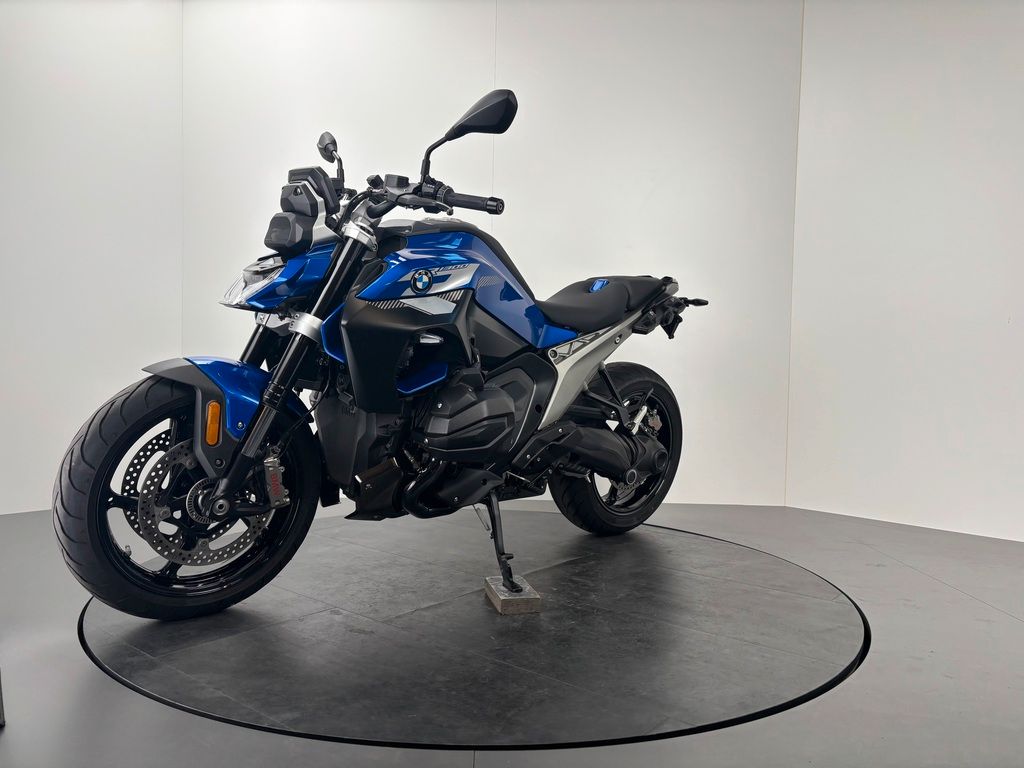Fahrzeugabbildung BMW R 1300 R *NEUWERTIG *VIEL AUSSTATTUNG