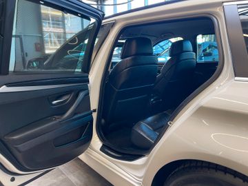BMW 530 d xDrive *VOLLLEDER*NAVI*AHK*4-ZONEN KLIMA*