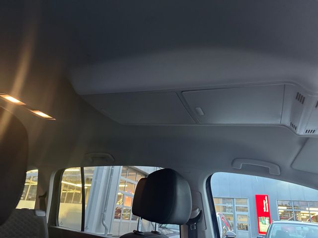Touran IQ.DRIVE 1.5 TSI DSG ACC Navi 7-Sitzer PD