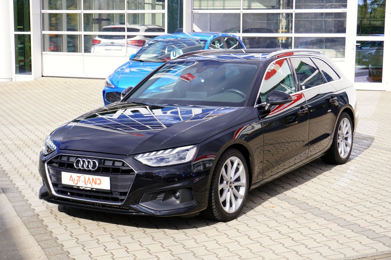 Audi A4 Avant 35 TDI LED Navi AHK Tempomat PDC  S lin imagem 2