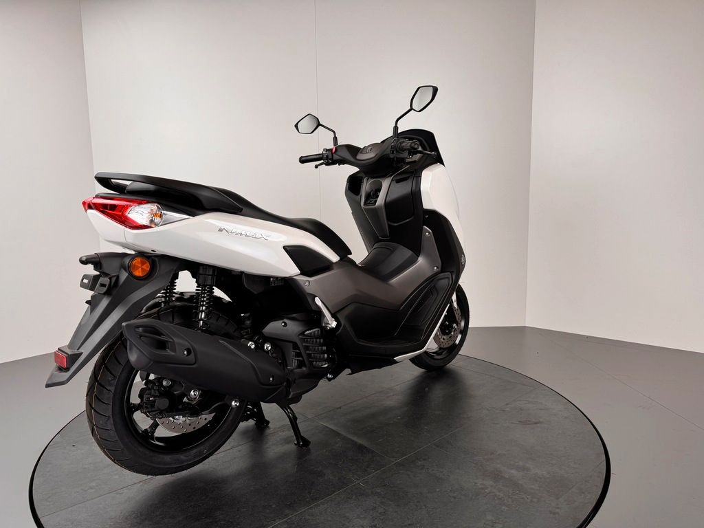 Fahrzeugabbildung Yamaha N-MAX 125 *AKTIONSPREIS *ab 49,- € mtl.