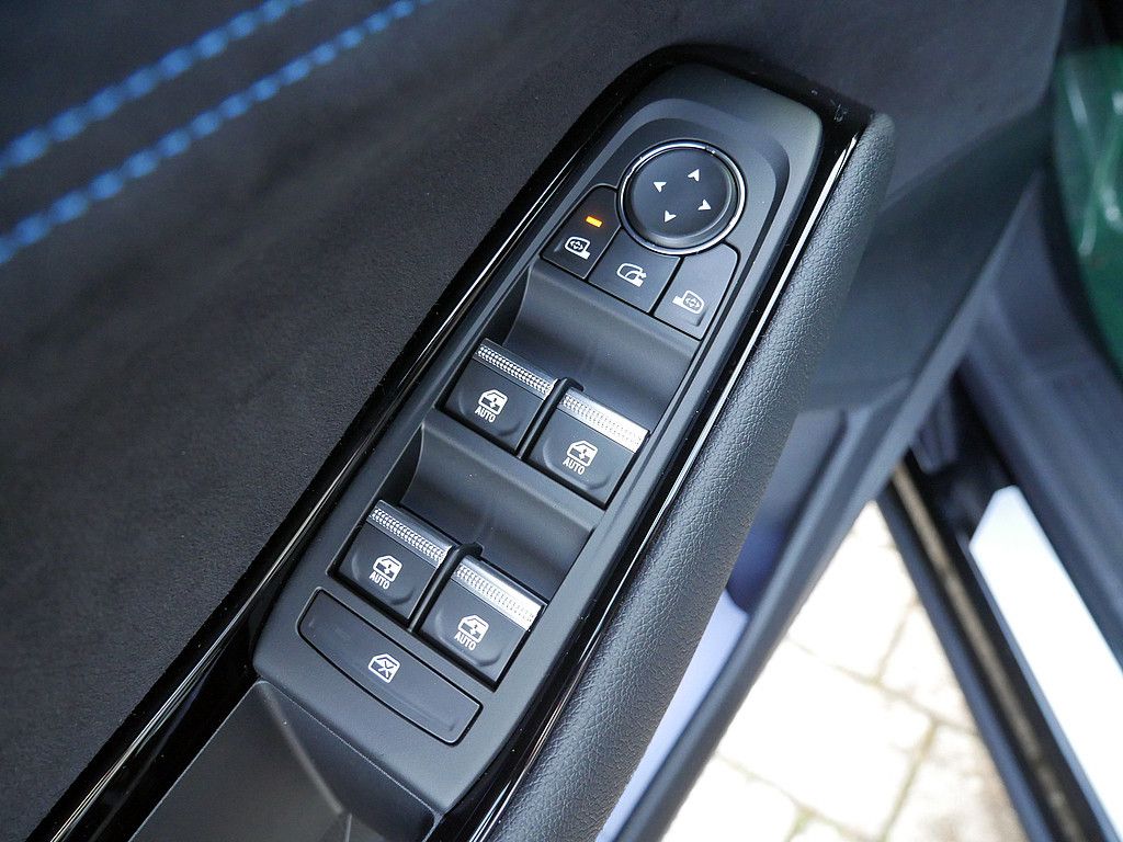 Fahrzeugabbildung Renault Austral Esprit Alpine Full Hybrid E-TECH 200