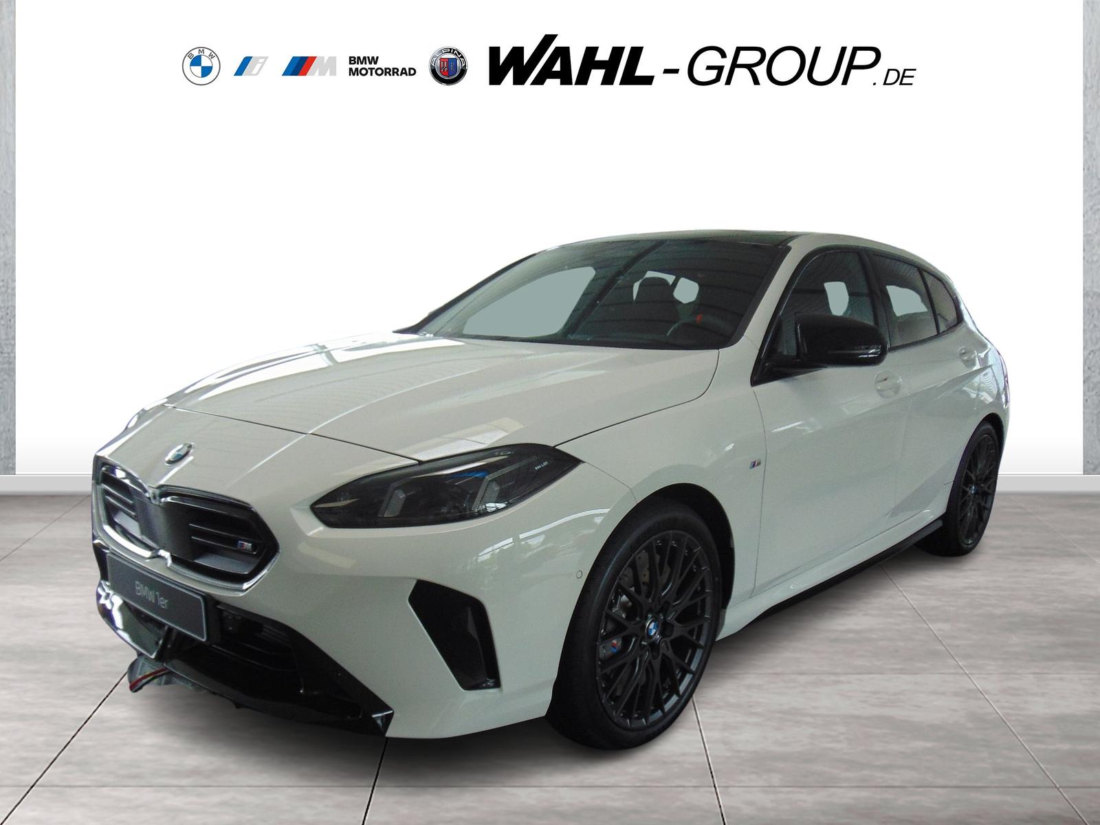 BMW M135 xDrive M Sport Panorama HaedUp Adapt LED M 