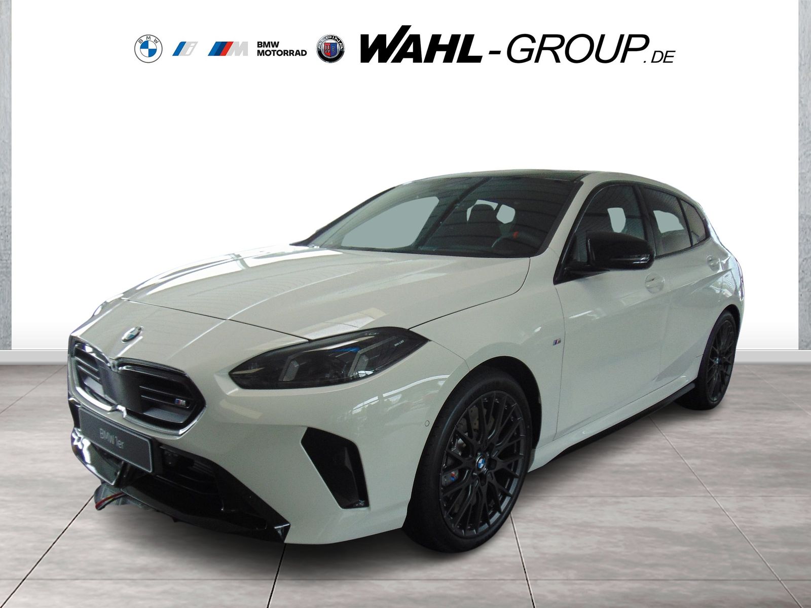 BMW M135 xDrive M Sport Panorama HaedUp Adapt LED M 