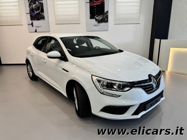 Renault RENAULT Megane Mégane TCe 130 CV Energy Duel2