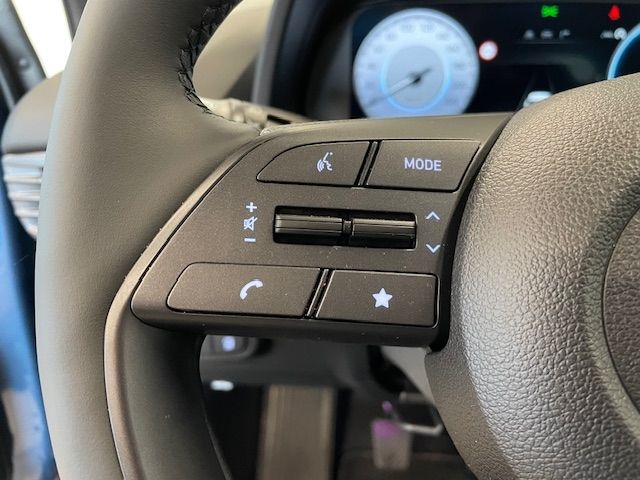 Fahrzeugabbildung Hyundai i20 Trend VerkehrszeichenERK Kamera Navi DAB