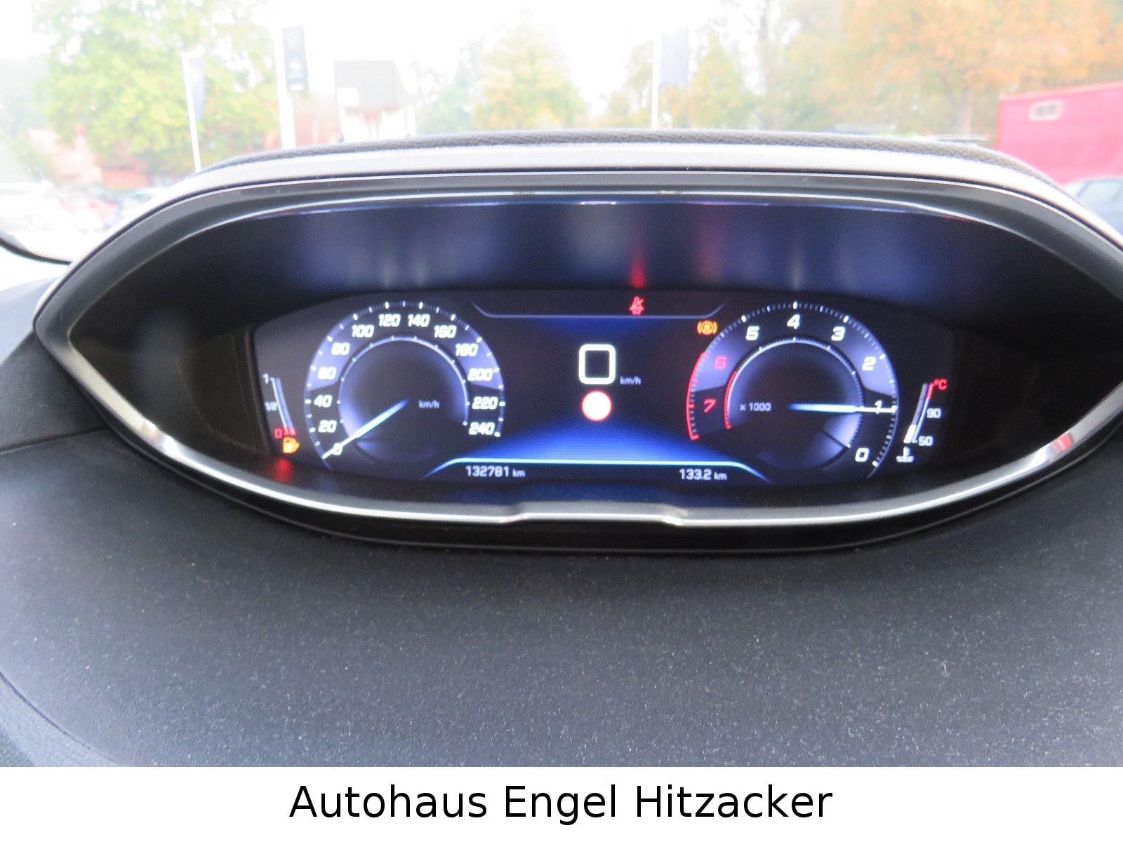 Peugeot 3008 Allure AT-Motor,AHK,LED
