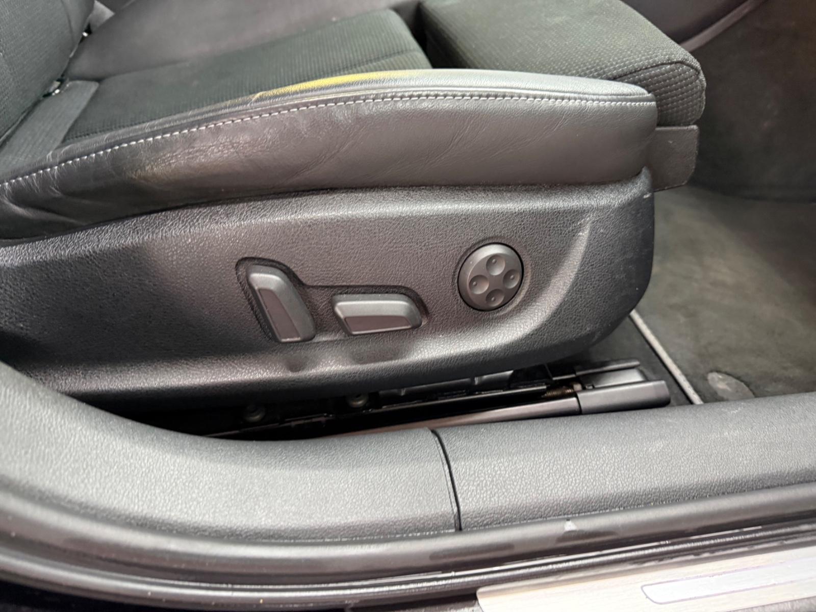 Audi A6 Avant . 3.0 TDI quattro 3X S Line