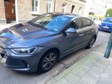Hyundai Elantra GLS 1.6 - Hyundai Elantra Gebrauchtwagen