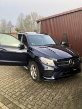 Mercedes-Benz GLE 350 d 4MATIC -AMG Line*Night Paket*360Kamera - blaue Mercedes-Benz GLE-Klasse