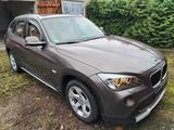 BMW X1 xDrive23d -1.Hand, scheckheftgepflegt!  - BMW X1: Beige