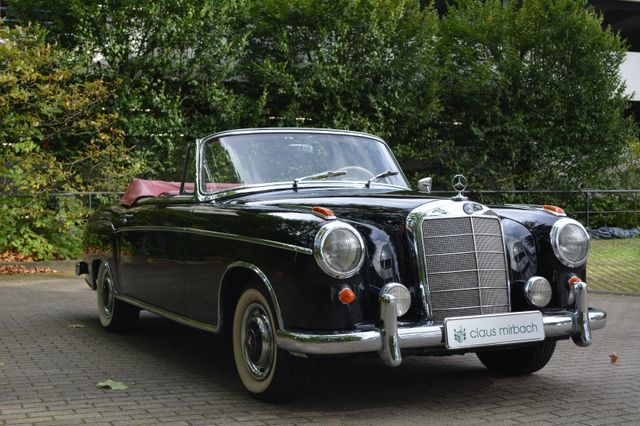 Mercedes-Benz 220 S