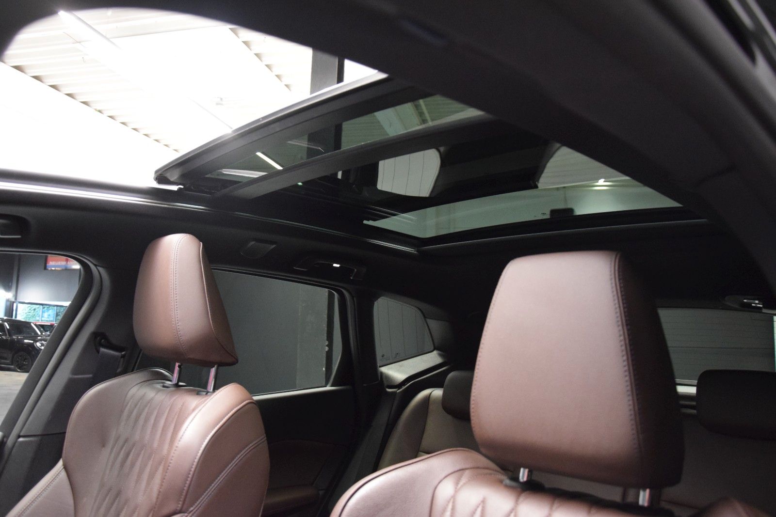 Fahrzeugabbildung BMW 218 i M Sport Leder Navi Pano. LED AHK DAB