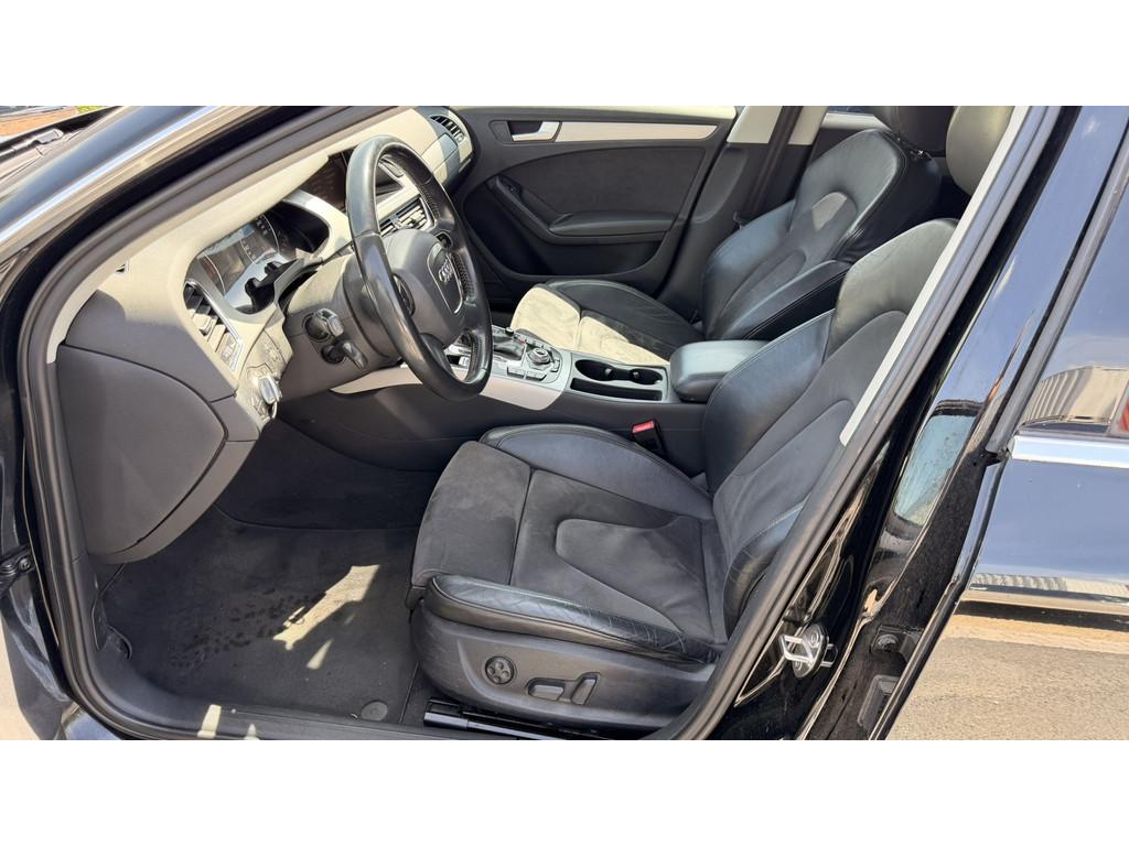 Audi A4 2010 — photo 11