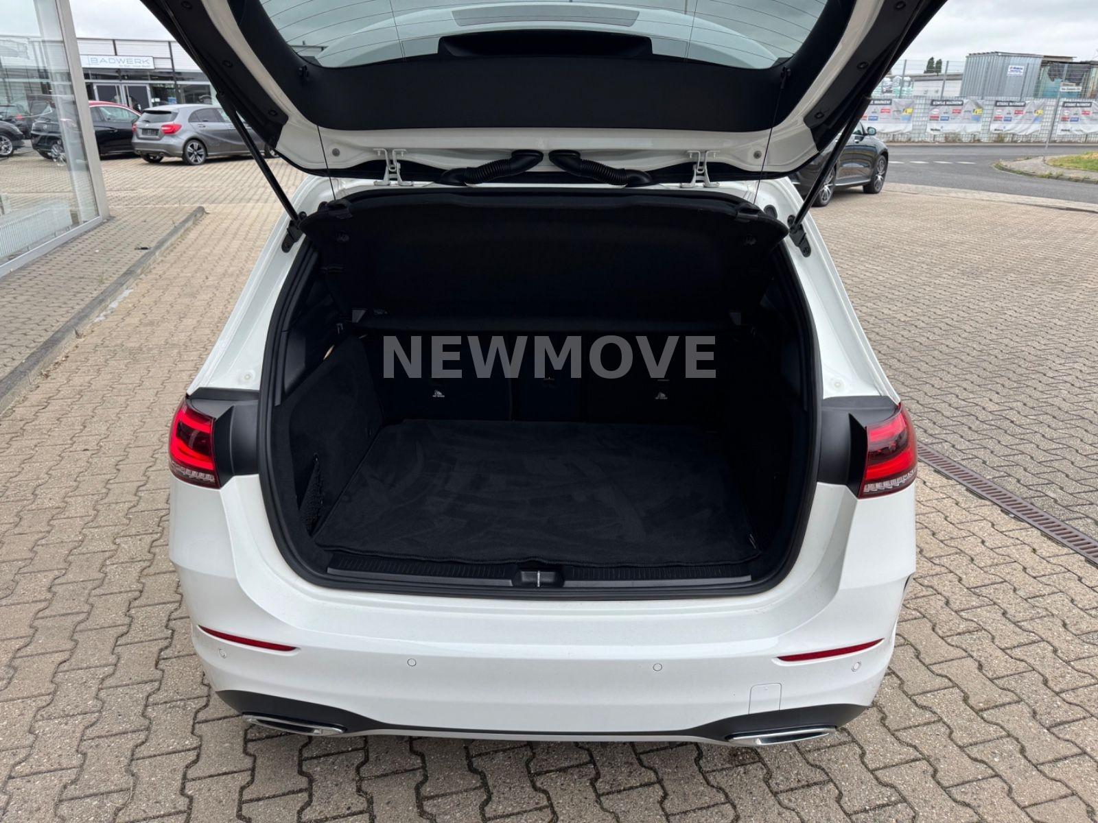 Mercedes-Benz B 200 AMG LED Ambiente Navi SHZ Junge Sterne AHK
