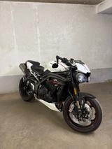 Triumph Speed Triple 1050 RS