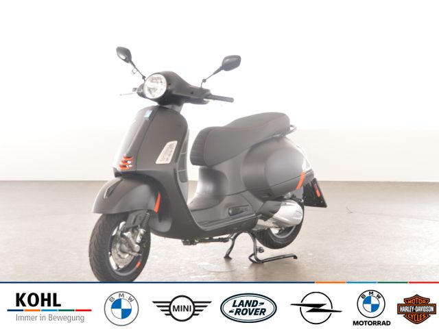 Vespa GTS 300 SuperSport mit optischen Mängeln