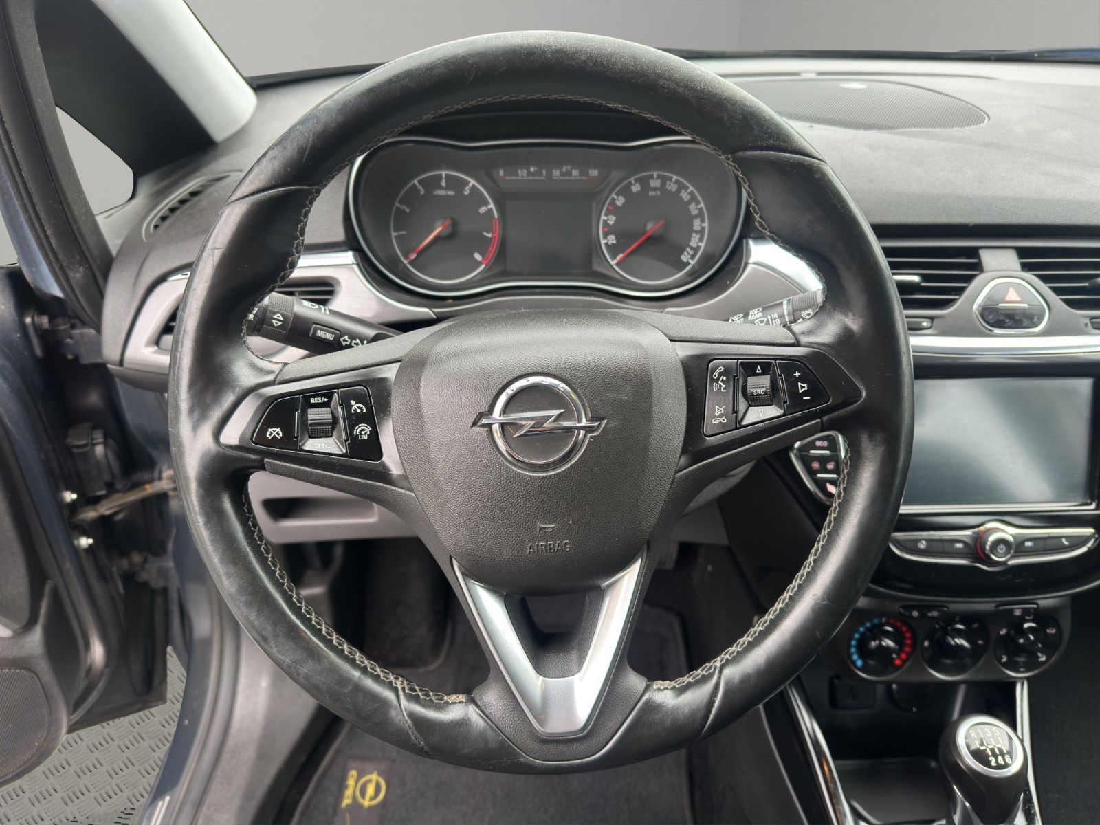 Fahrzeugabbildung Opel Corsa E Innovation ecoFlex TEMPOMAT SHZ LHZ