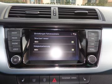 Bild 18 Skoda Fabia Combi Amb 1.0 95PS PDC SHZ NAVI BT GJR TEM