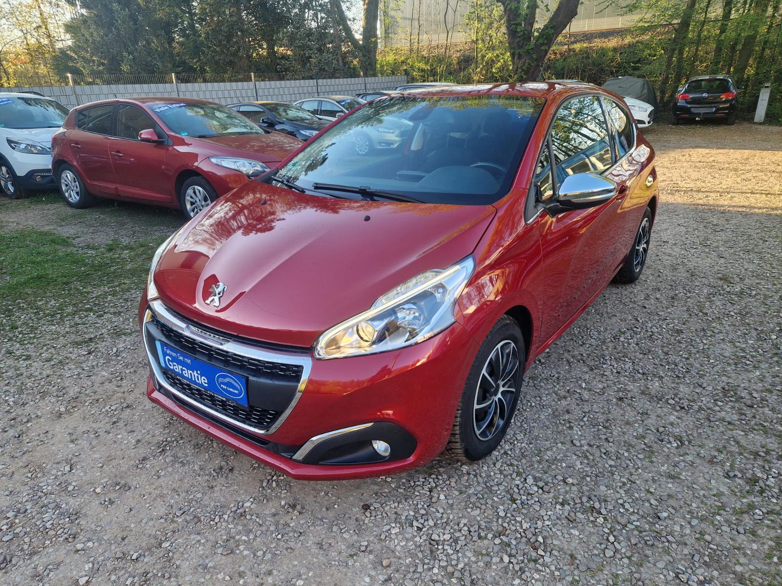 Peugeot 208 1.2T Klimatro 86Tkm LED Zahnr+TÜV NEU Navi