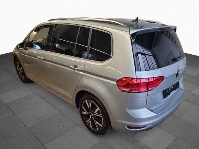 Fahrzeugabbildung Volkswagen Touran 2.0 TDI DSG HL 7-SITZER STHZG AHK NAVI KA