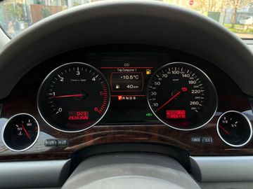 Audi A8 - 11