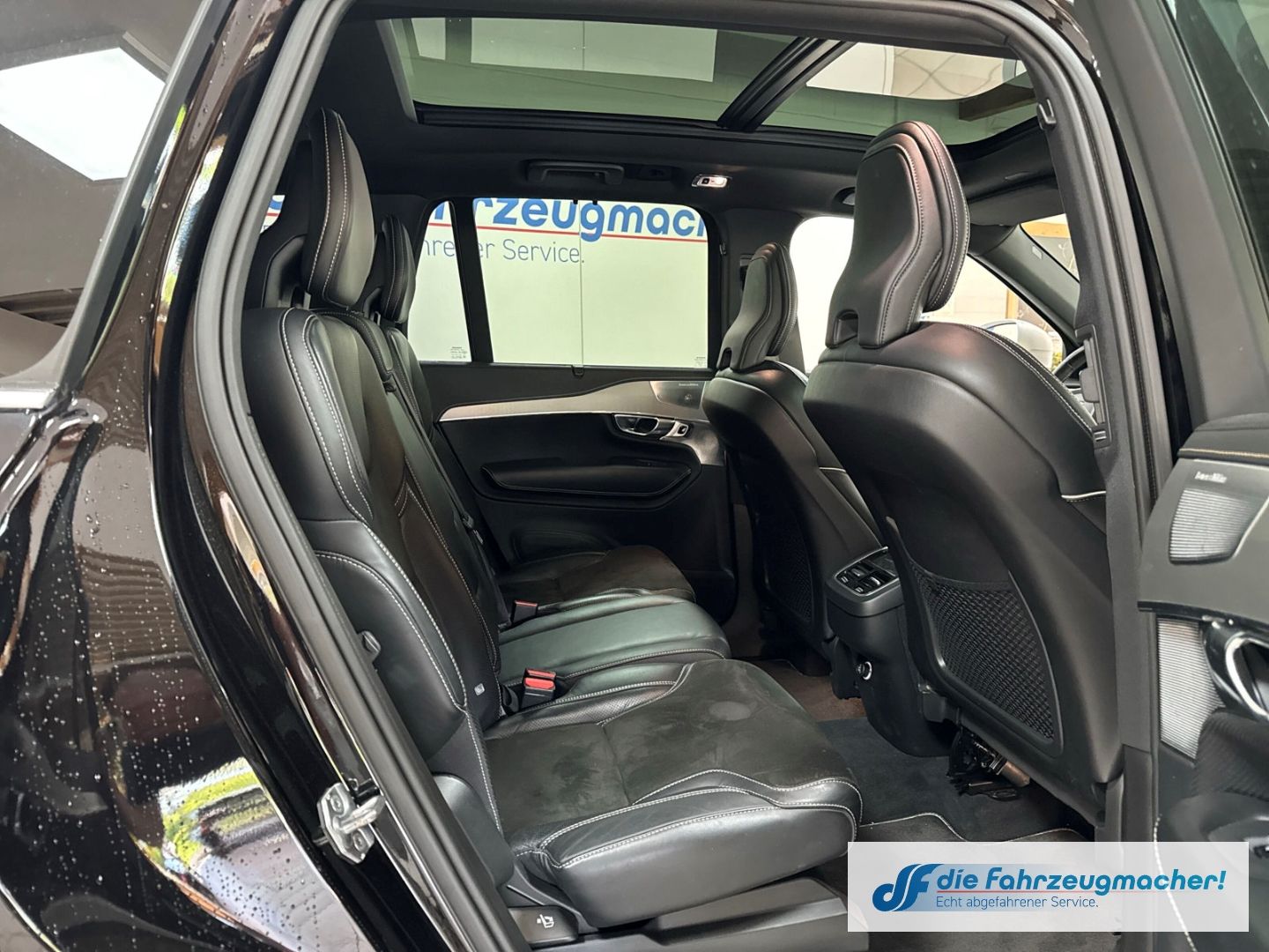 Fahrzeugabbildung Volvo XC90 R Design AWD T6 E6 HUD StandHZG Navi Leder
