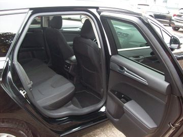 Bild 7 Ford Mondeo Turnier 1.5 Titanium Navi SHZ FSHZ AHK AT
