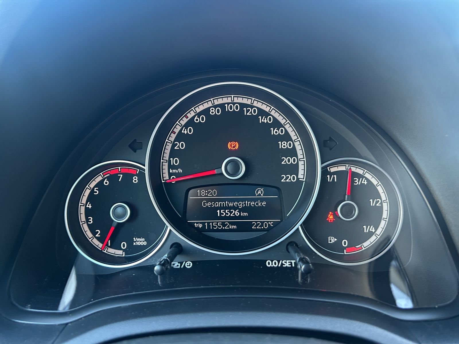 Fahrzeugabbildung Volkswagen up! Klima SHZ GRA RFK maps+more
